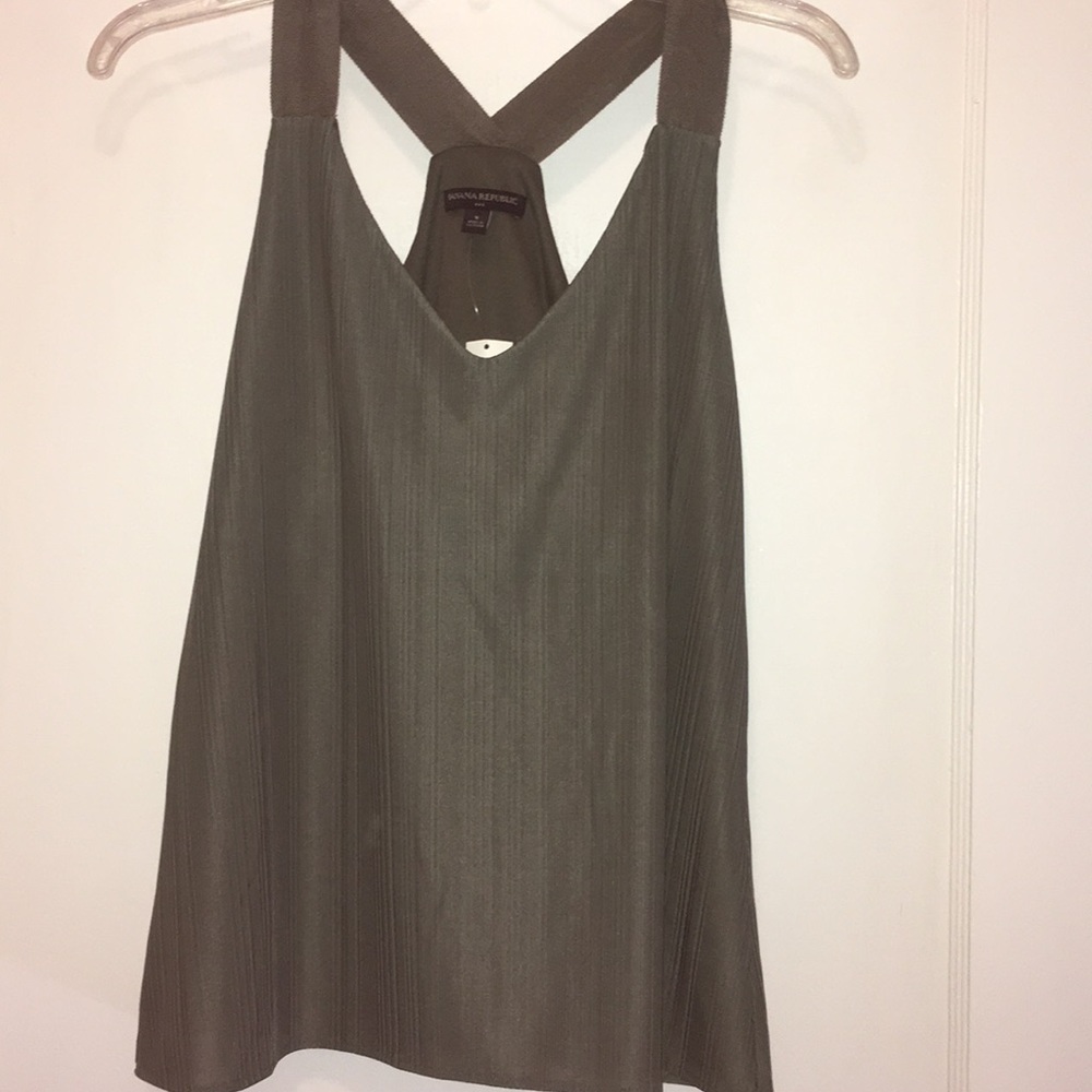 NWT. Dressy tank
